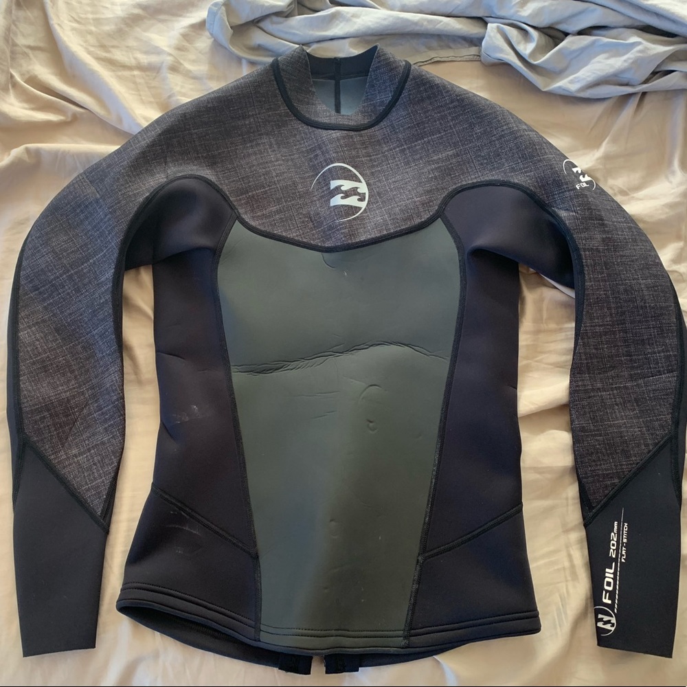 Billabong wetsuit rashguard